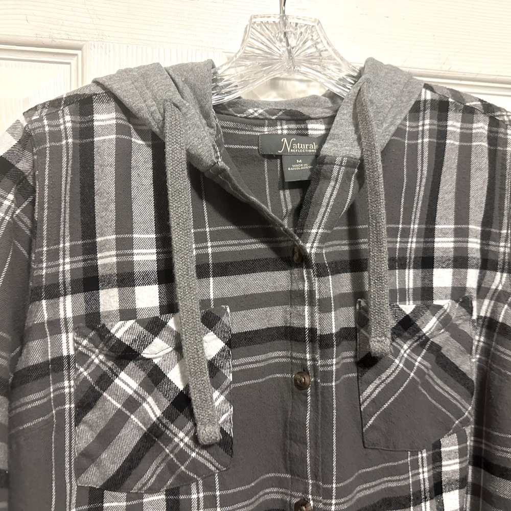 Cabela’s Natural Reflections gray/black/white hooded flannel shirt. Size… - Picture 3 of 8